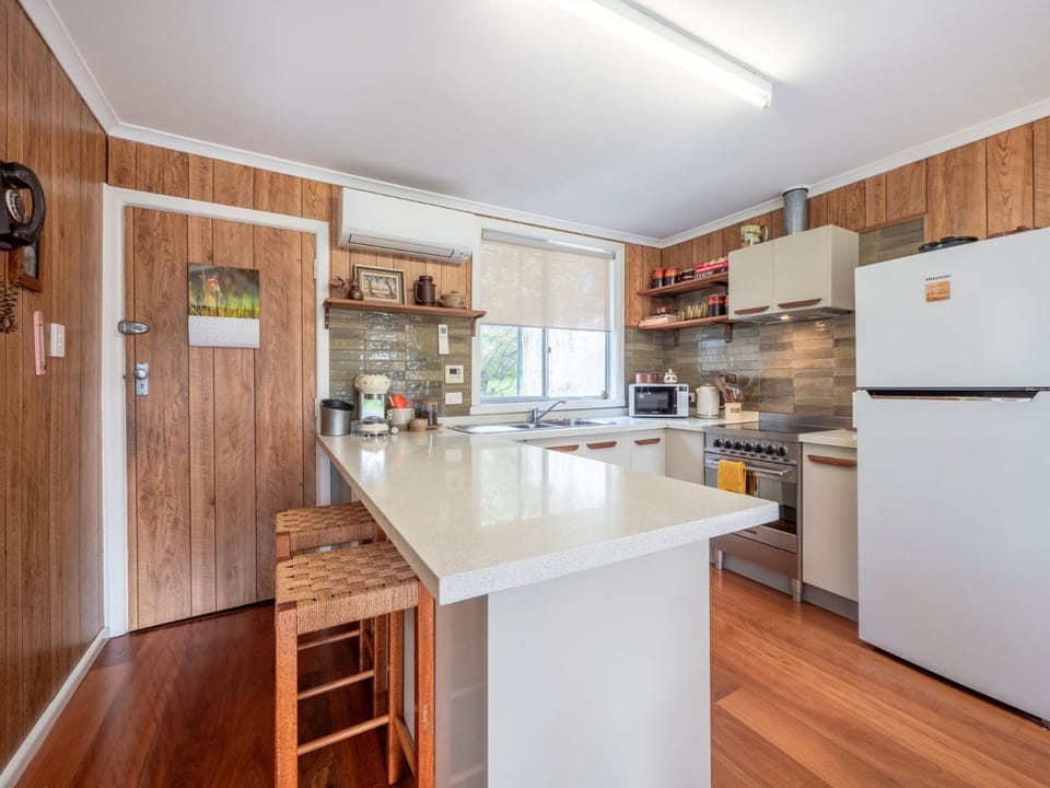 The Corner Shack House in Venus Bay