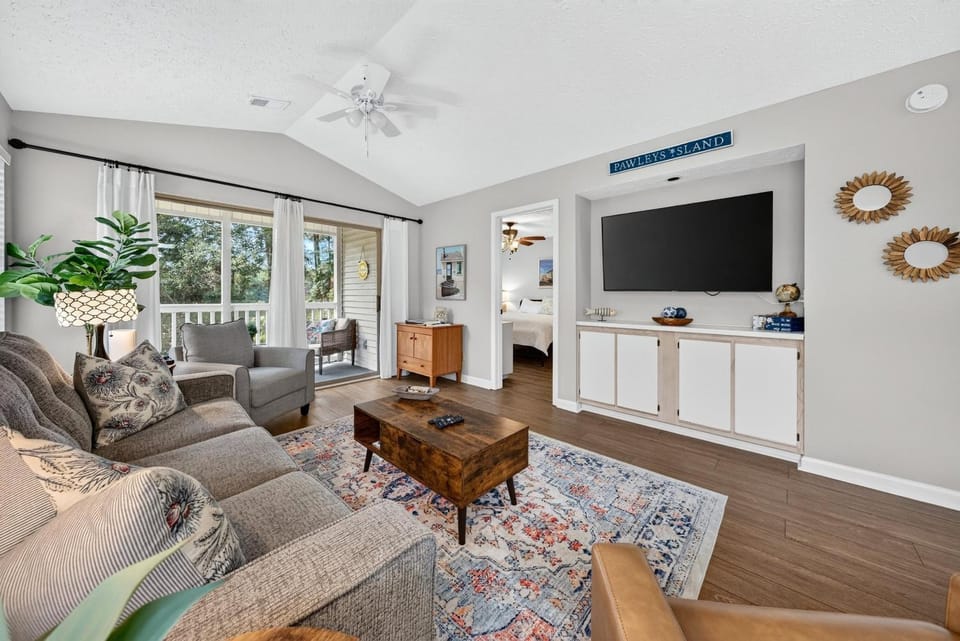 6E Palmetto Paradise condo Apartment in South Carolina