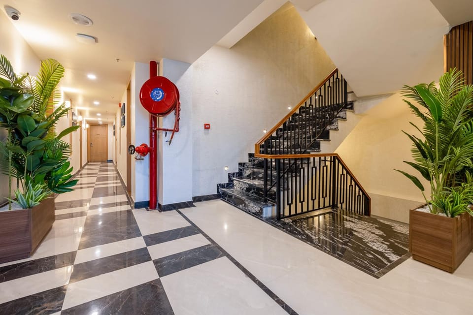 Saltstayz Premier - East of Kailash Hotel in New Delhi