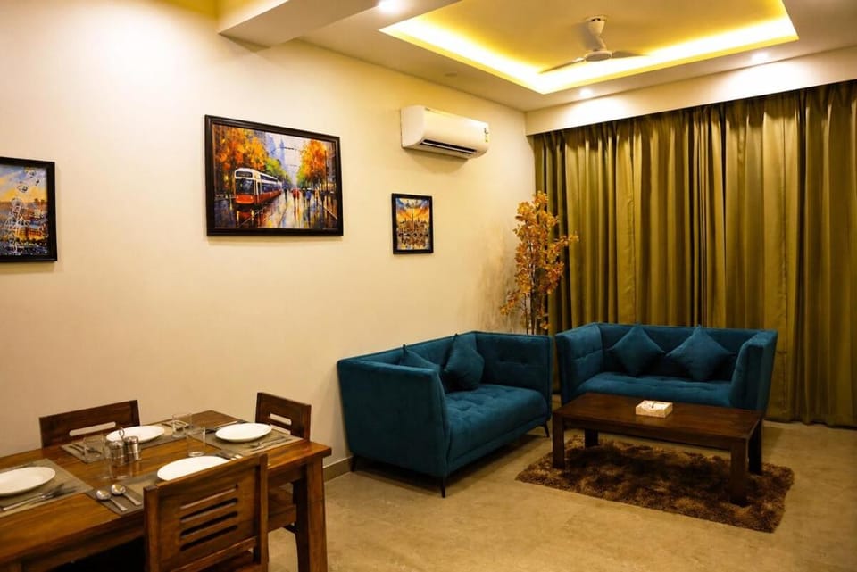 Living room, Seating area, air conditioner