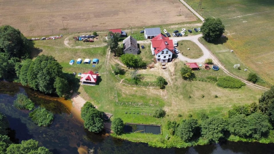 Property building, Neighbourhood, Natural landscape, Bird's eye view, River view