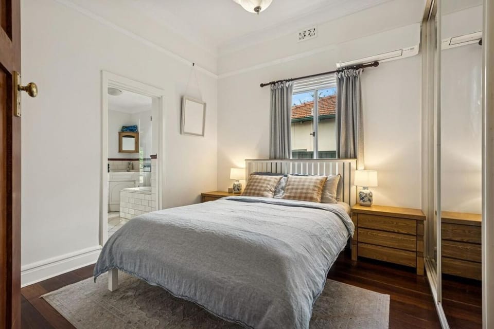 Kent Street House, East Vic Park Oasis House in Perth