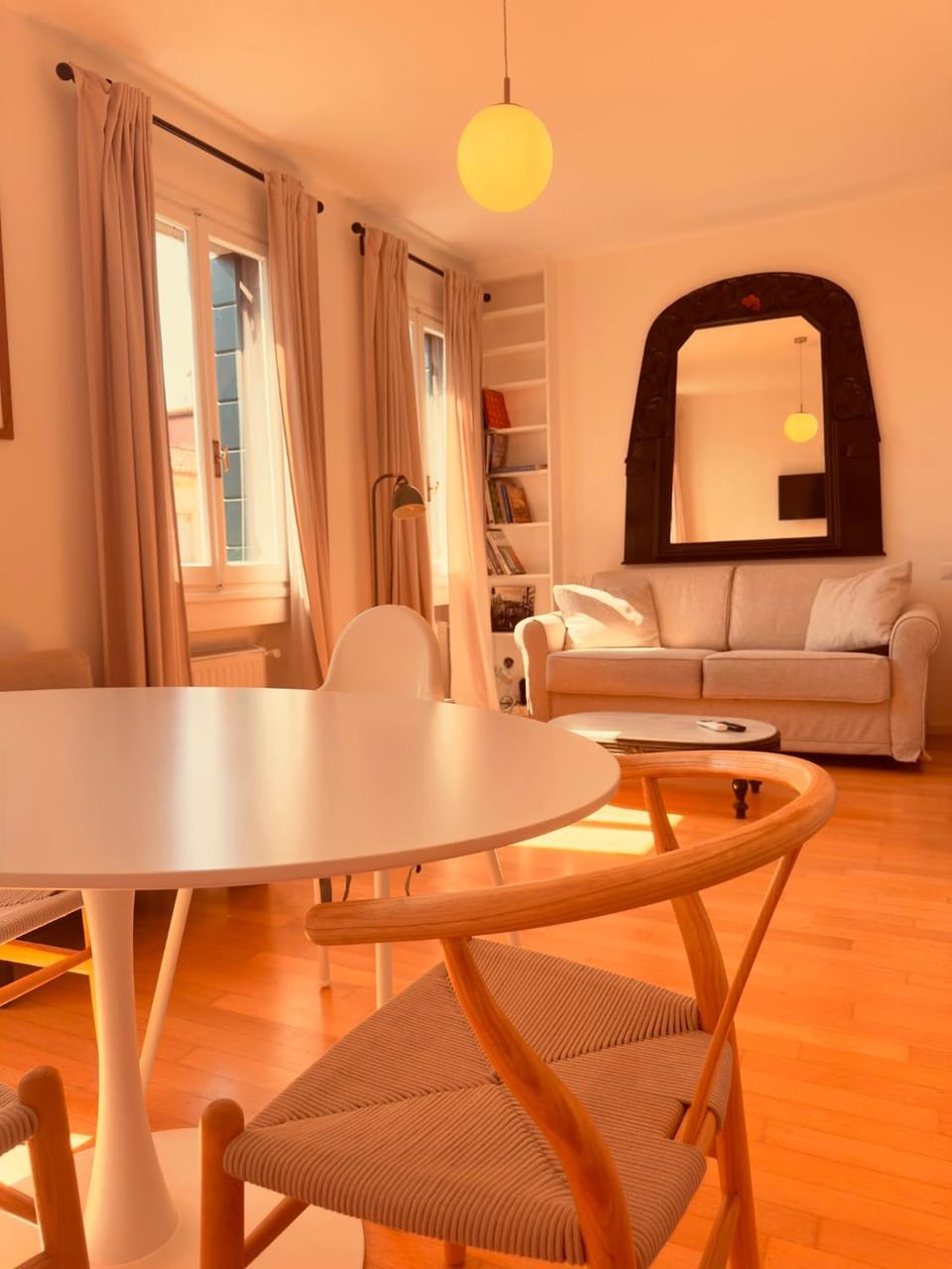 Living room, Seating area, Dining area