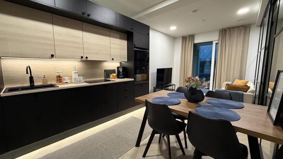 Cozy and Spacious Apartment Near University D5 Apartment in Finland
