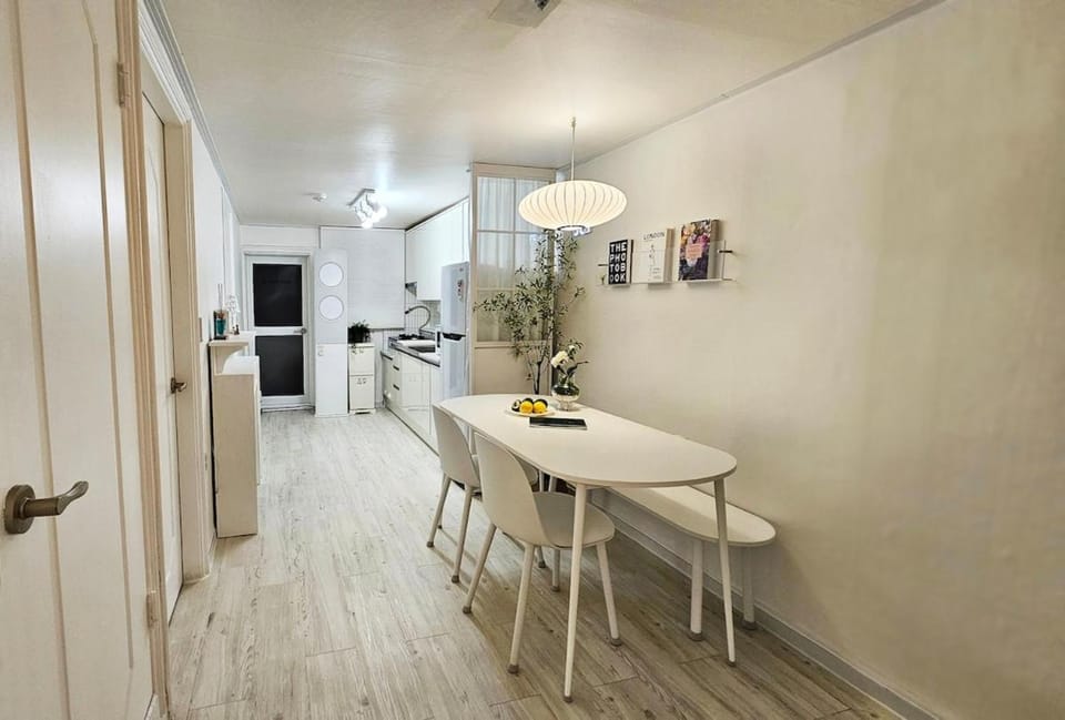 Kitchen or kitchenette, Living room, Dining area