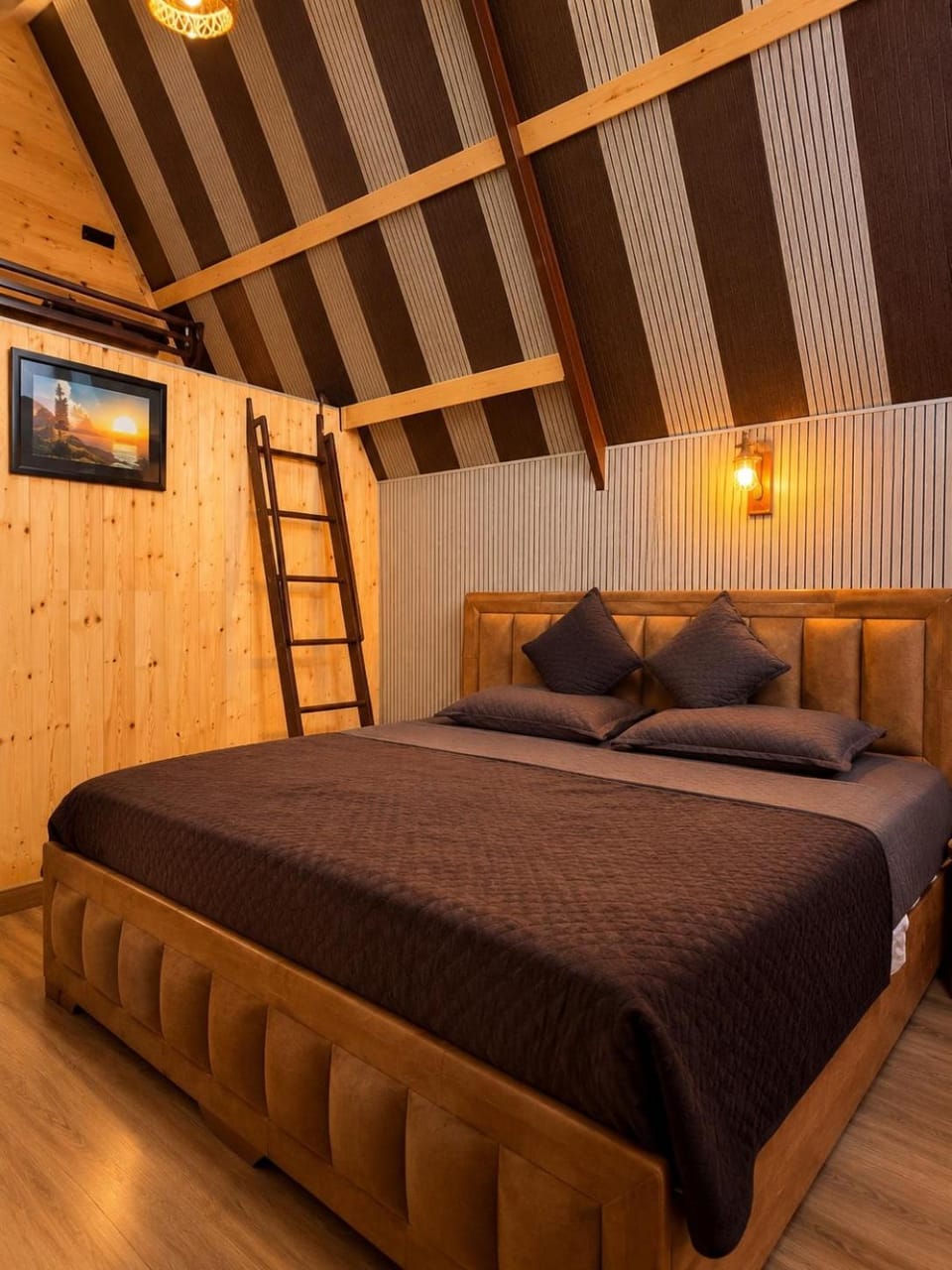 The Blue Lagoon Mountain Stay Hotel in Uttarakhand