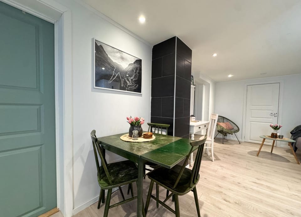 Luxury Rooms on a Budget, Limited Opening Offer Vacation rental in Lofoten