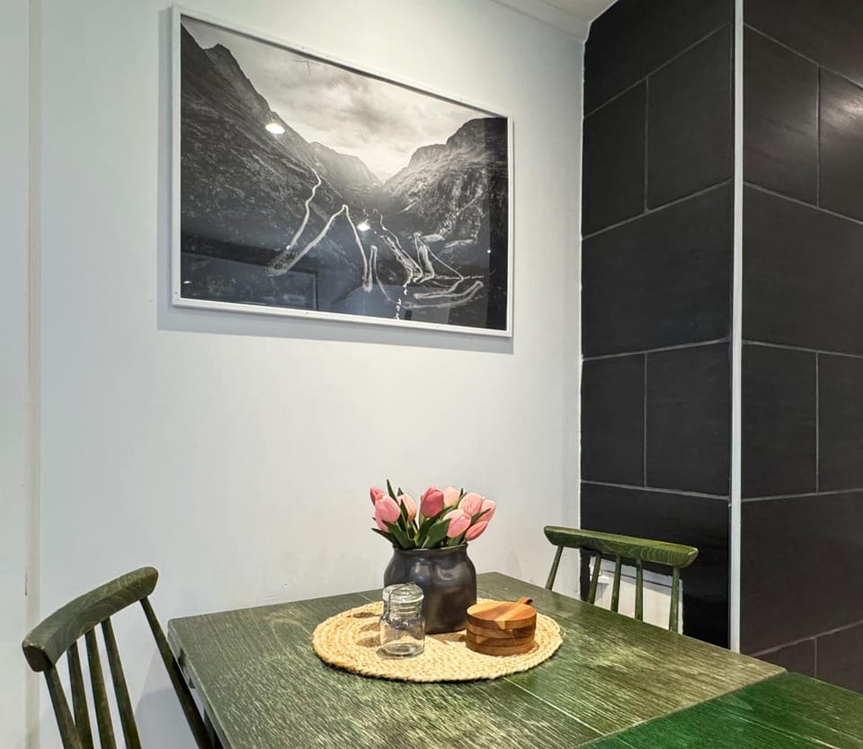 Luxury Rooms on a Budget, Limited Opening Offer Vacation rental in Lofoten