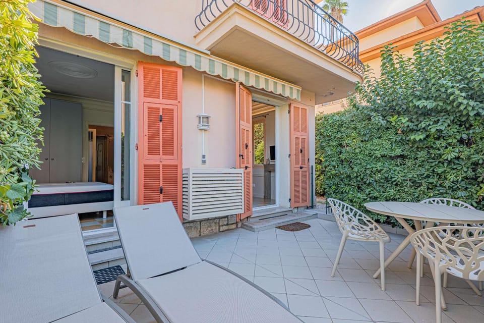 Studio avec terrasse - Plage à pied Apartment in Roquebrune-Cap-Martin