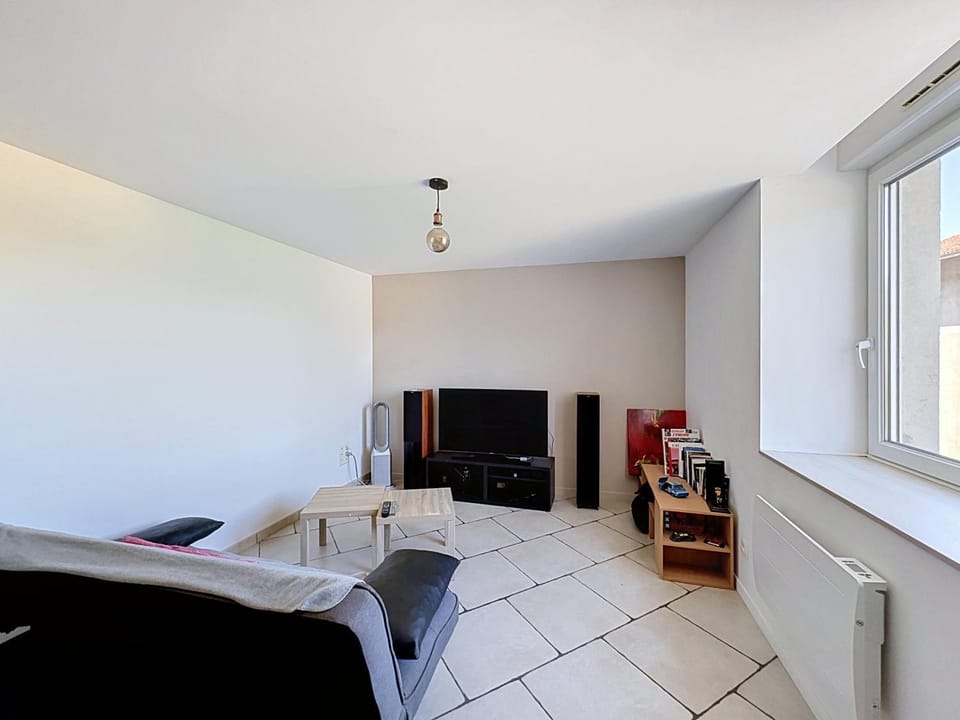 Communal lounge/ TV room, Living room