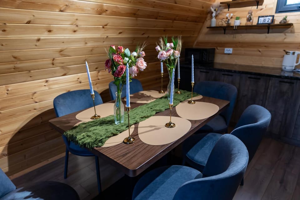 Dining area, Breakfast