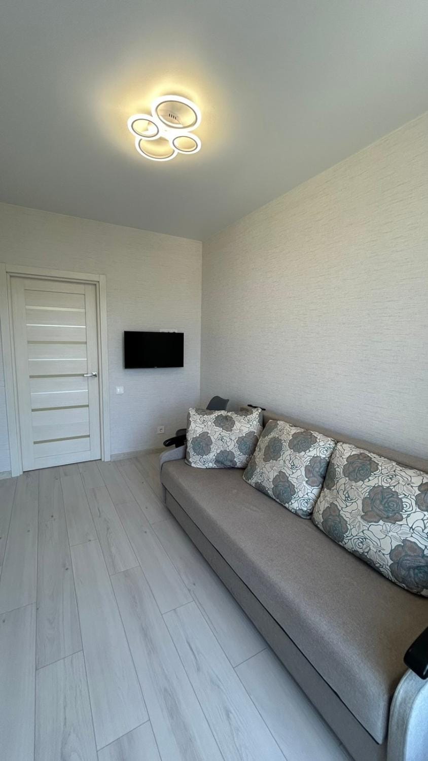 Дім Гаваї 3 Apartment in Odessa
