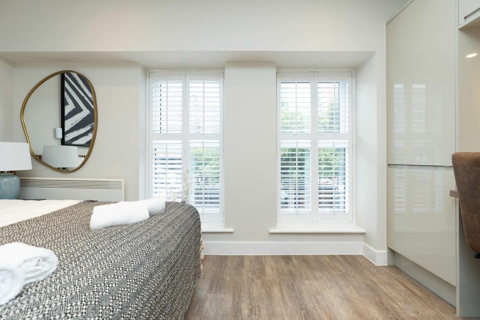 Ocean Village Studio Modern & Comfortable Apartment in Southampton