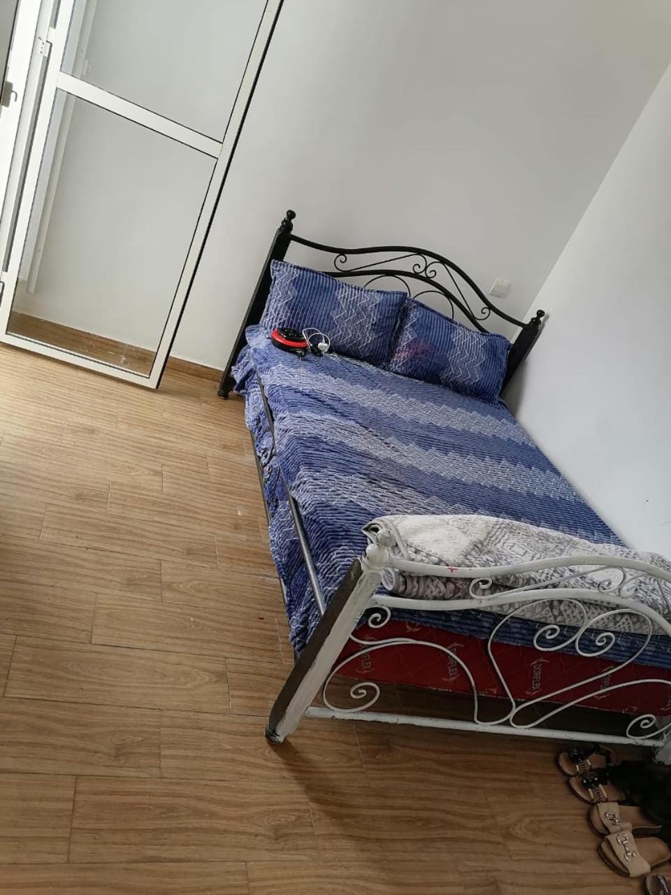 2 bedrooms, 1 bath afforadable apartment 15 min walk from beach Apartment in Rabat