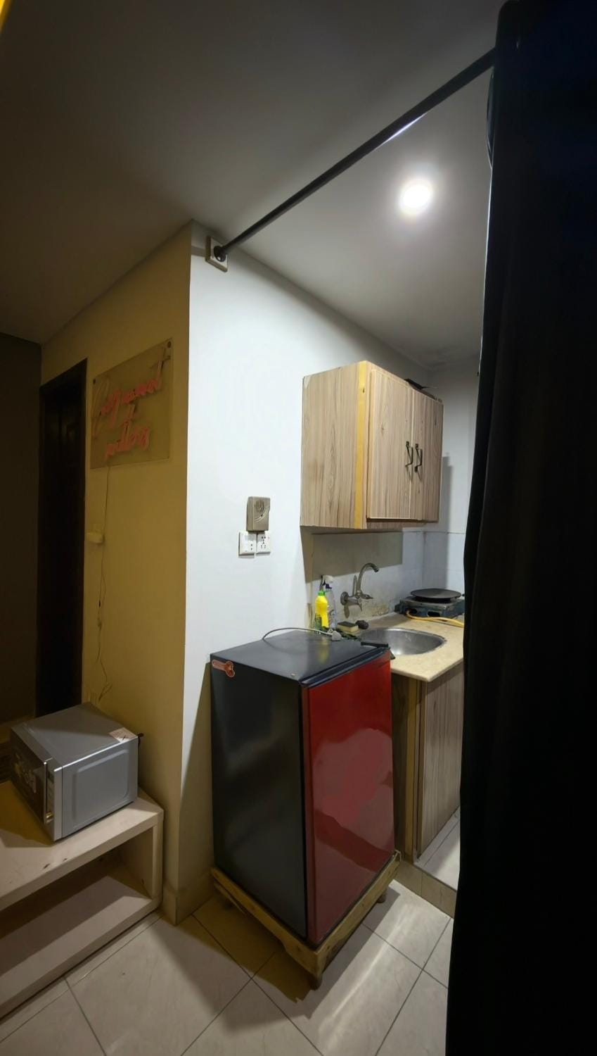 Modern Minimalist Studio Peaceful&Budget Friendly Apartment in Islamabad Capital Territory
