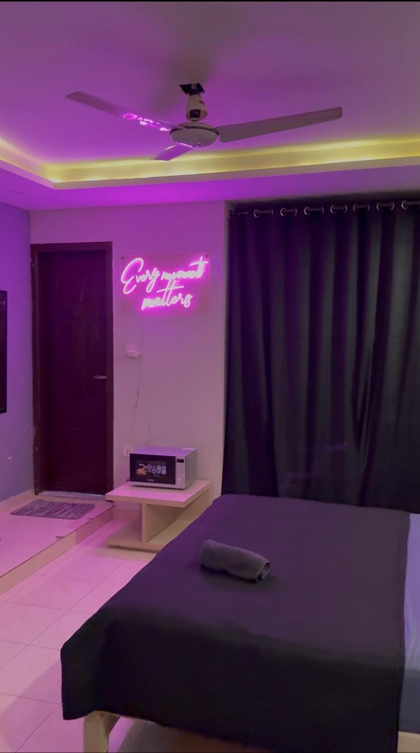 Modern Minimalist Studio Peaceful&Budget Friendly Apartment in Islamabad Capital Territory