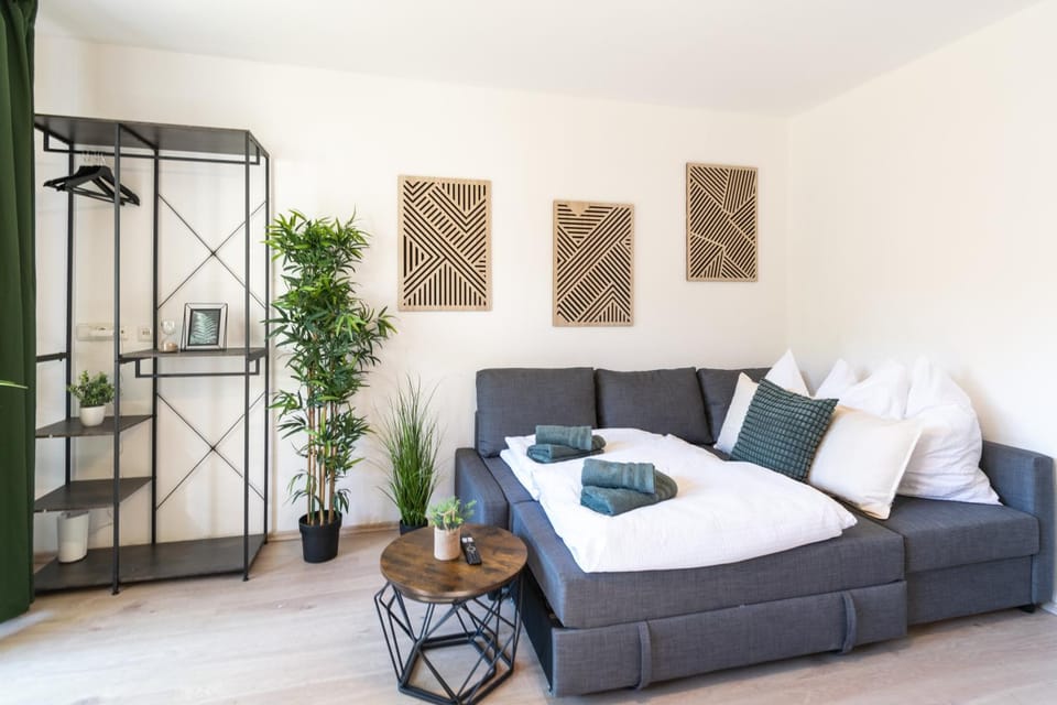 EasyCity 1B Top Location Apartment for 4 with Terrace Apartment in Essen