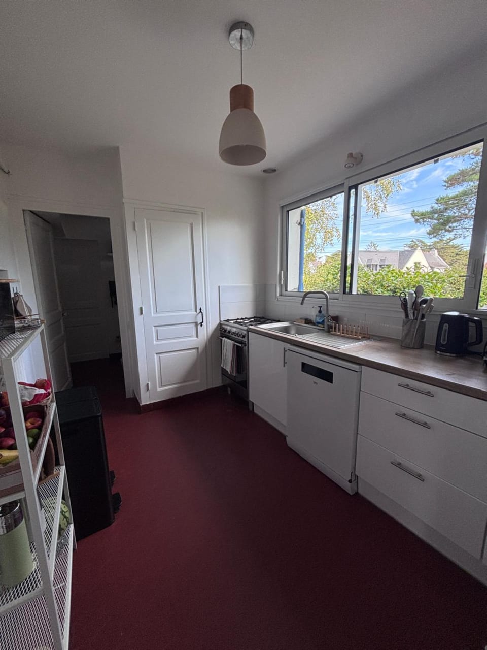 Kitchen or kitchenette