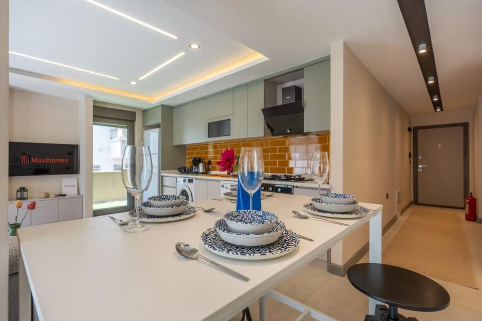 TV and multimedia, Dining area