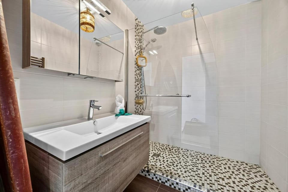 Le Mont-Blanc Signature Central and Close to Geneva Apartment in Gex