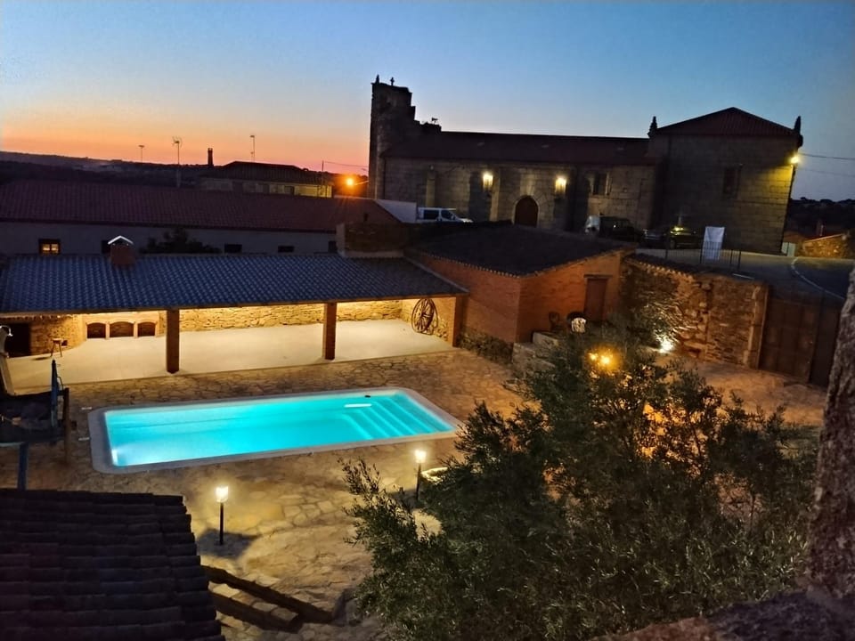 Property building, Swimming pool