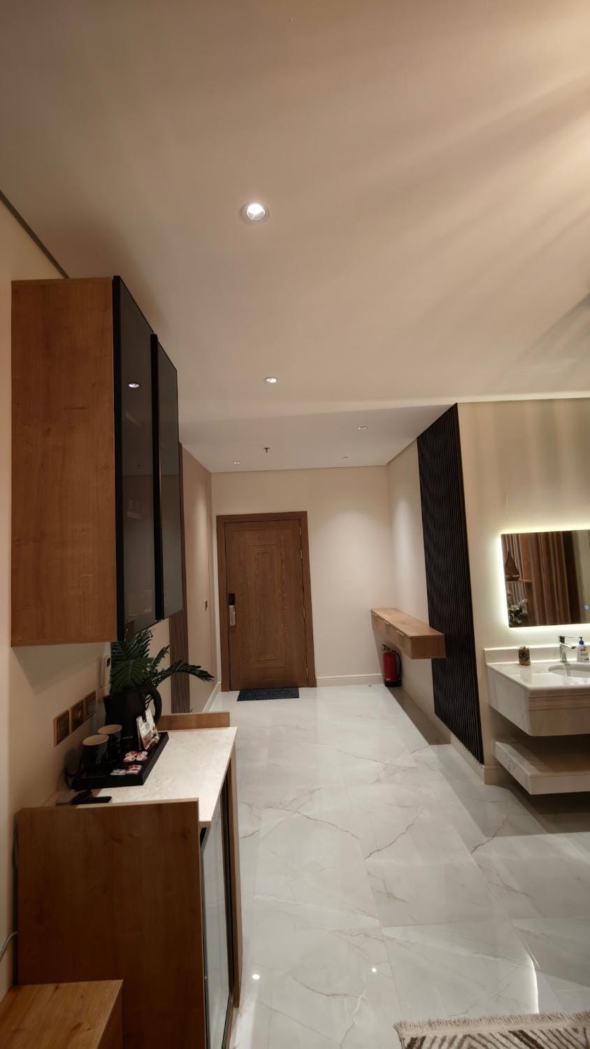 Luxury suite جناح فاخر بإطلالة جزئية Apartment in Al Khobar