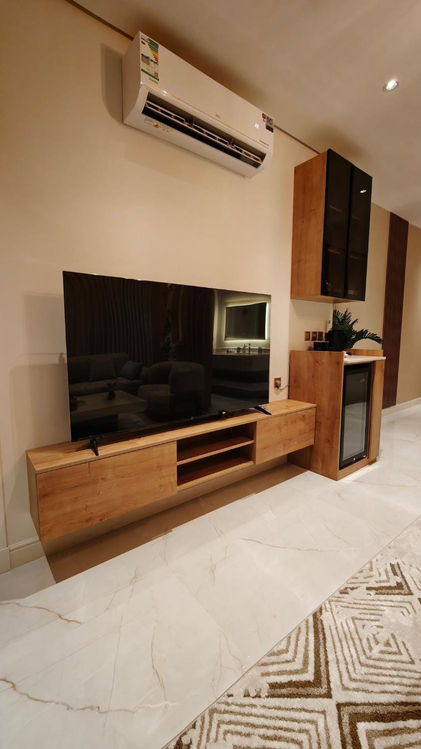 Luxury suite جناح فاخر بإطلالة جزئية Apartment in Al Khobar