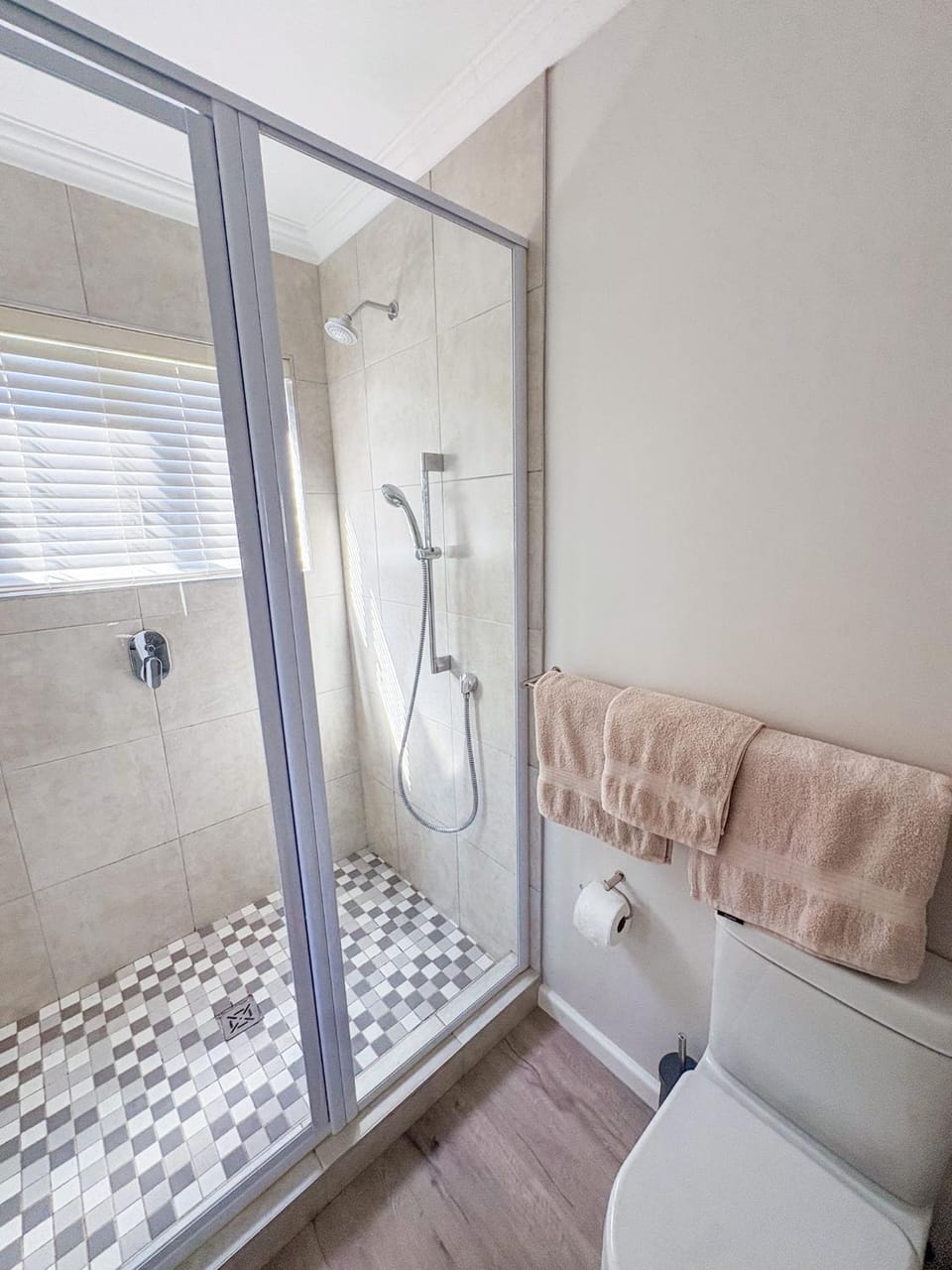 A Peaceful Riverside Escape in Knysna Apartment in Knysna