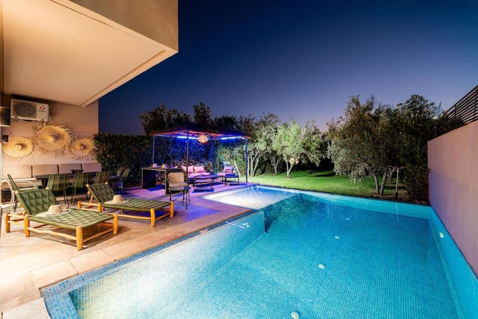 Entire Modern Villa I Pool I Rooftop Terrace I Golf Villa in Marrakesh
