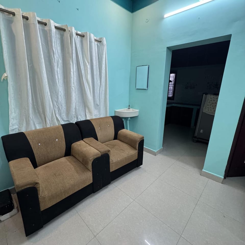 White Cottage Home Stay House in Madurai