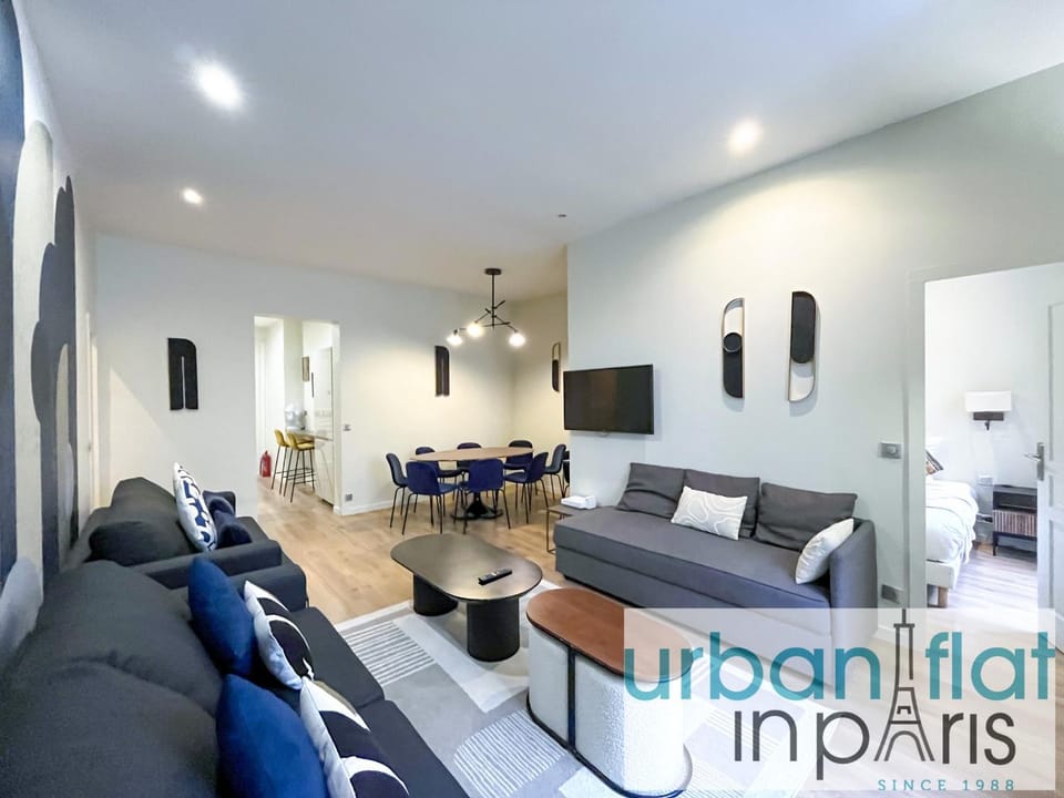 UrbanFlat 64 -Grand appartement haut de gamme - Triangle d Or parisien Apartment in Paris