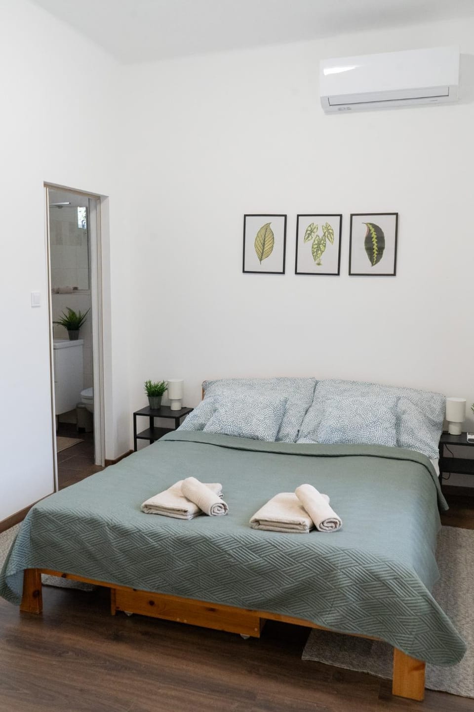 Béke Apartman Apartment in Hungary