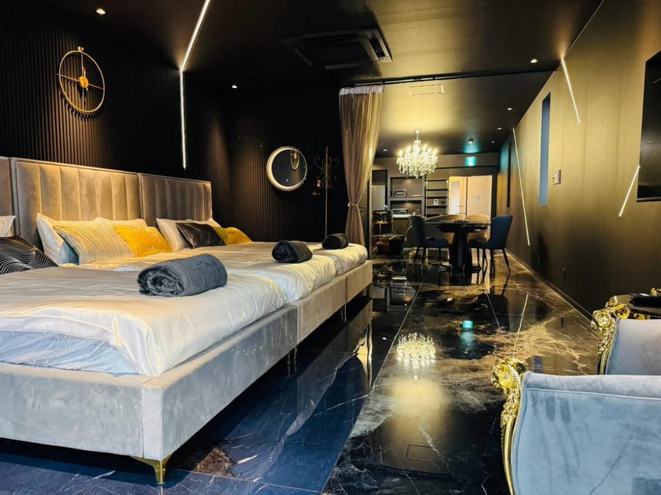 New Premium Sweet Hakata 最上階B 駅横徒歩30秒 ペット可 博多観光に便利な好立地 90m2 Apartment in Fukuoka