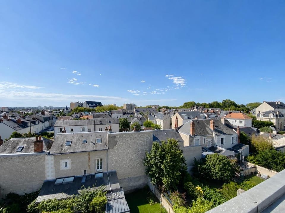 Cocon à Tours - Calme, lumineux & parking gratuit Apartment in Tours