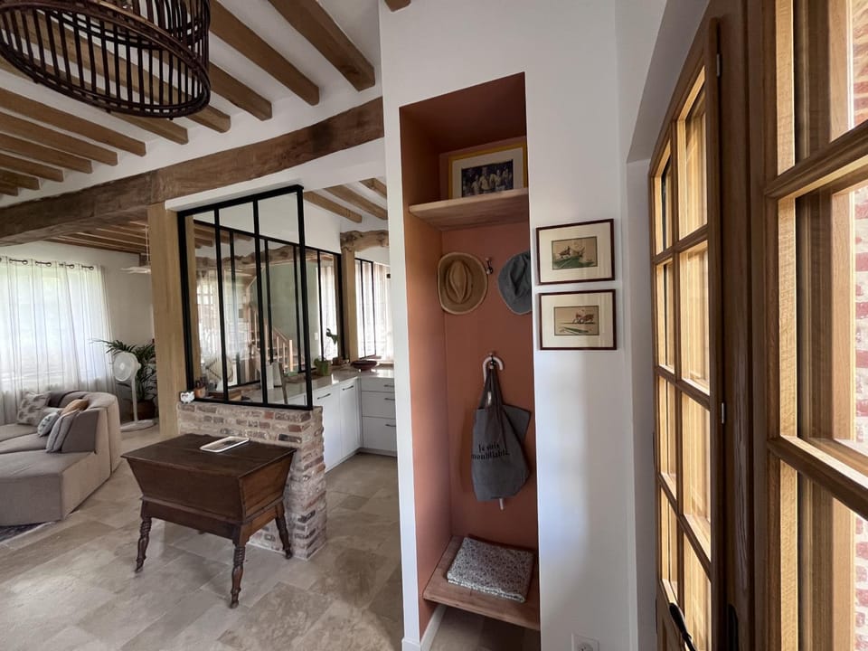 Le Prieure Saint-Georges House in Normandy
