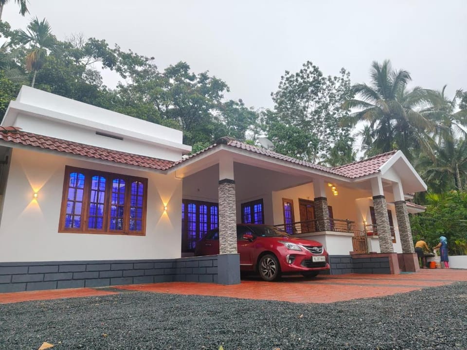 Cave Aura Service Villa Vacation rental in Kerala