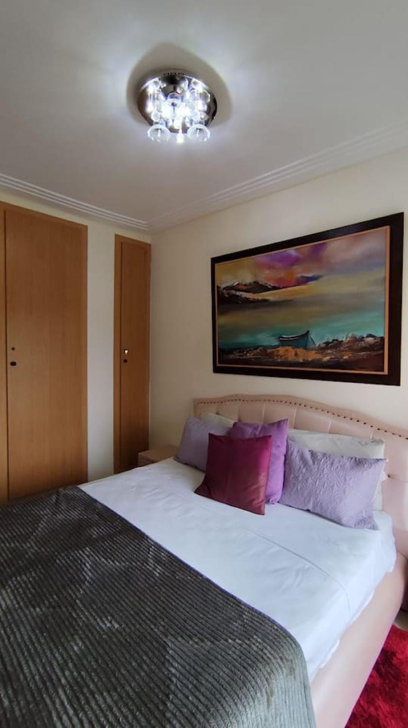 Bed, Photo of the whole room, Bedroom, wardrobe