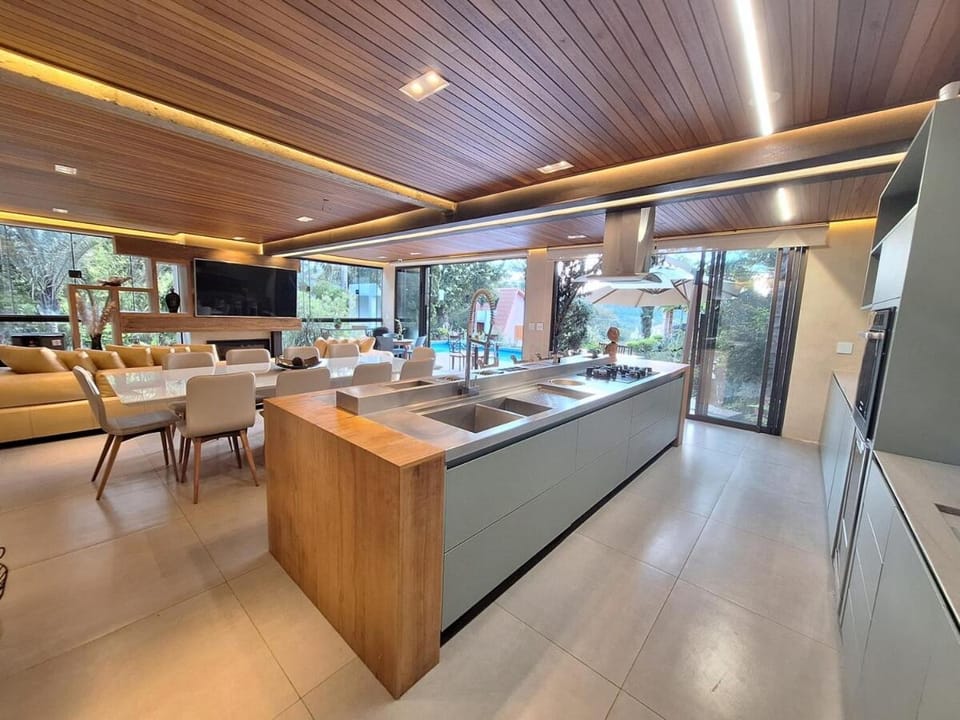 Casa Vina del Tempo - Refúgio à beira da represa House in Juiz de Fora
