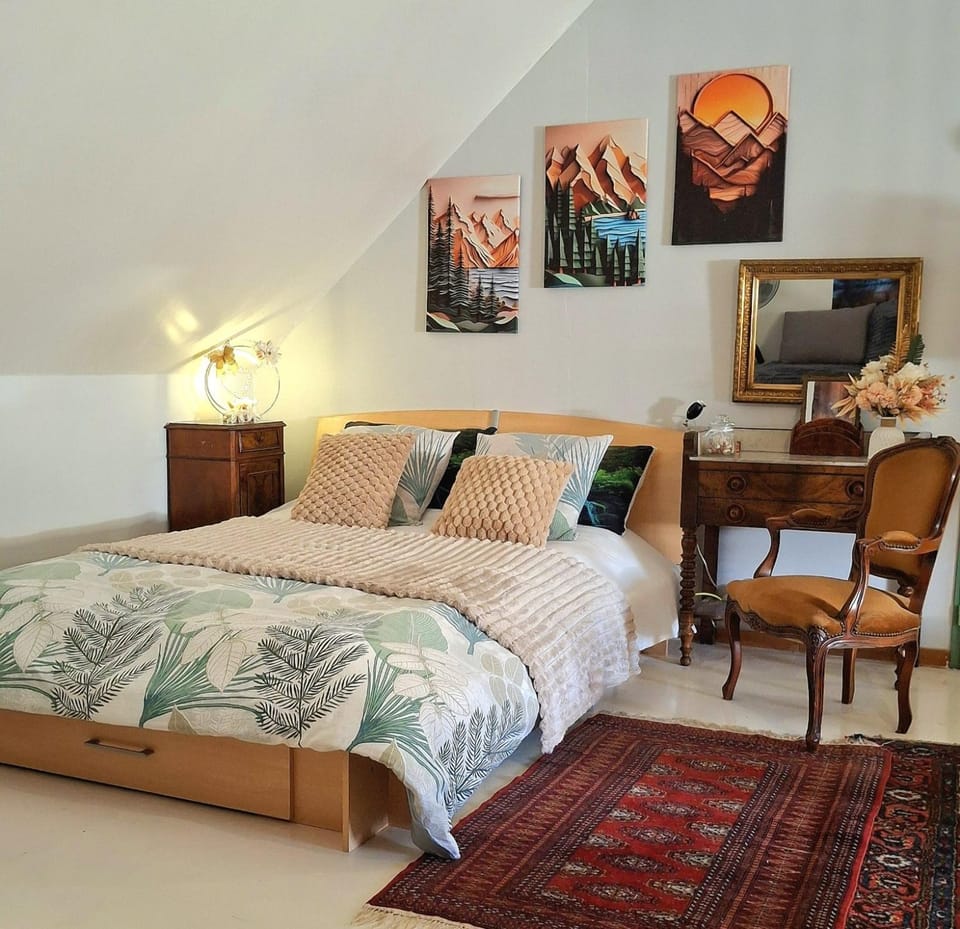 Gite au pied des collines de L'Etoile 9 personnes Apartment in Jura