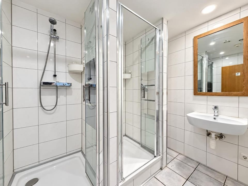 7 guests worker apartment in Ludwigshafen near BASF Apartment in Mannheim