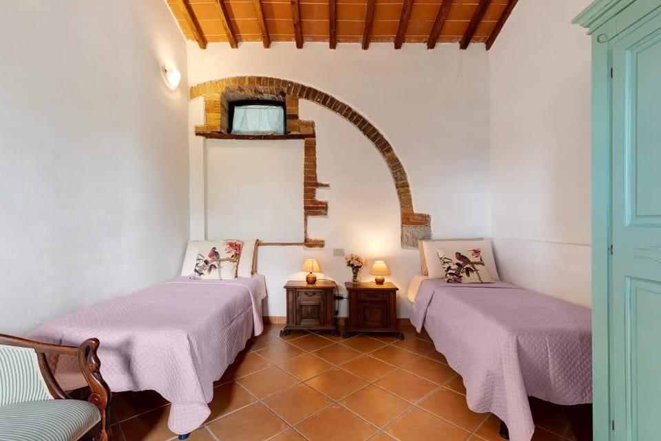 Agriturismo Le Ville House in Tuscany
