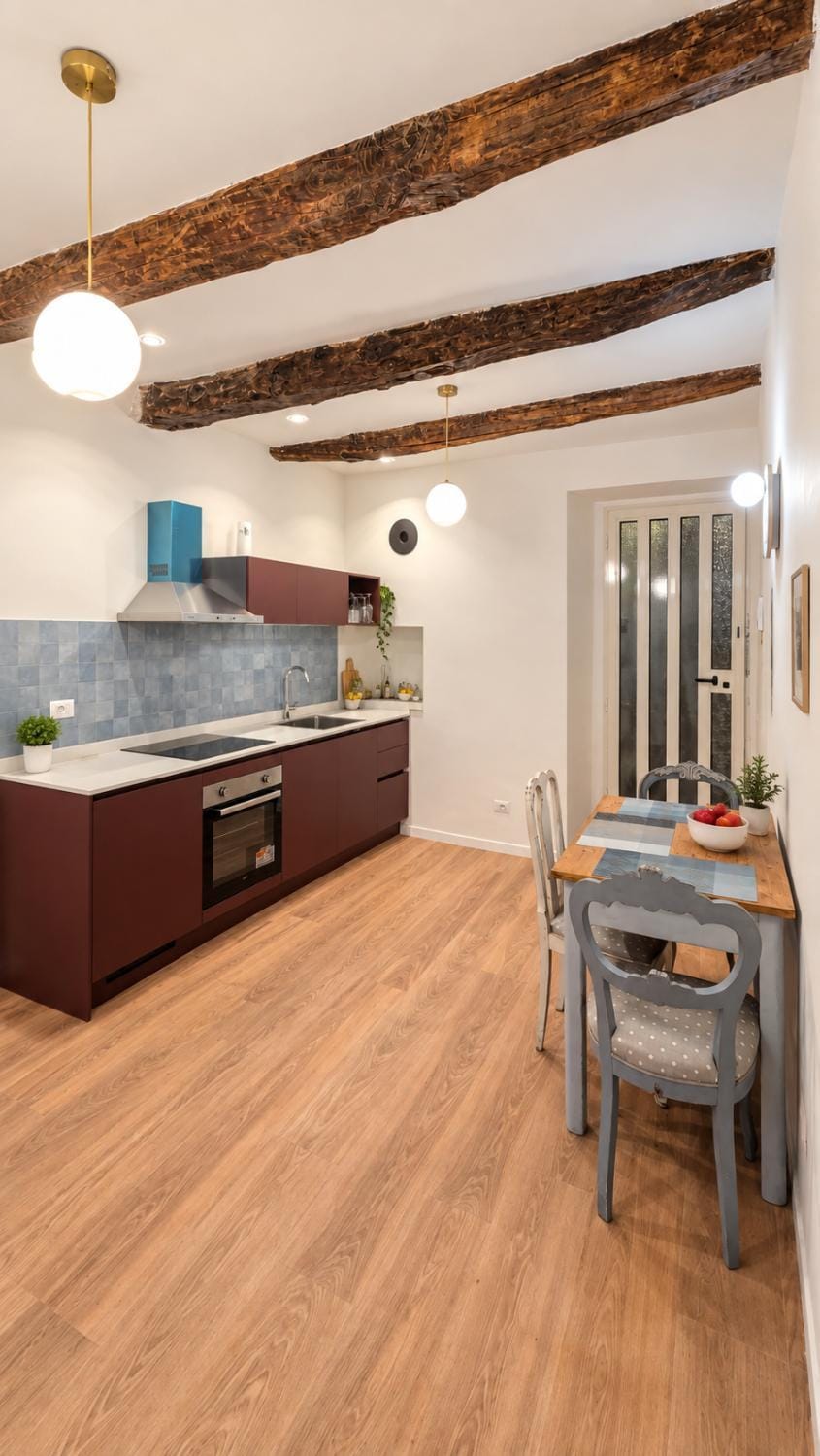 Kitchen or kitchenette, Dining area, stove