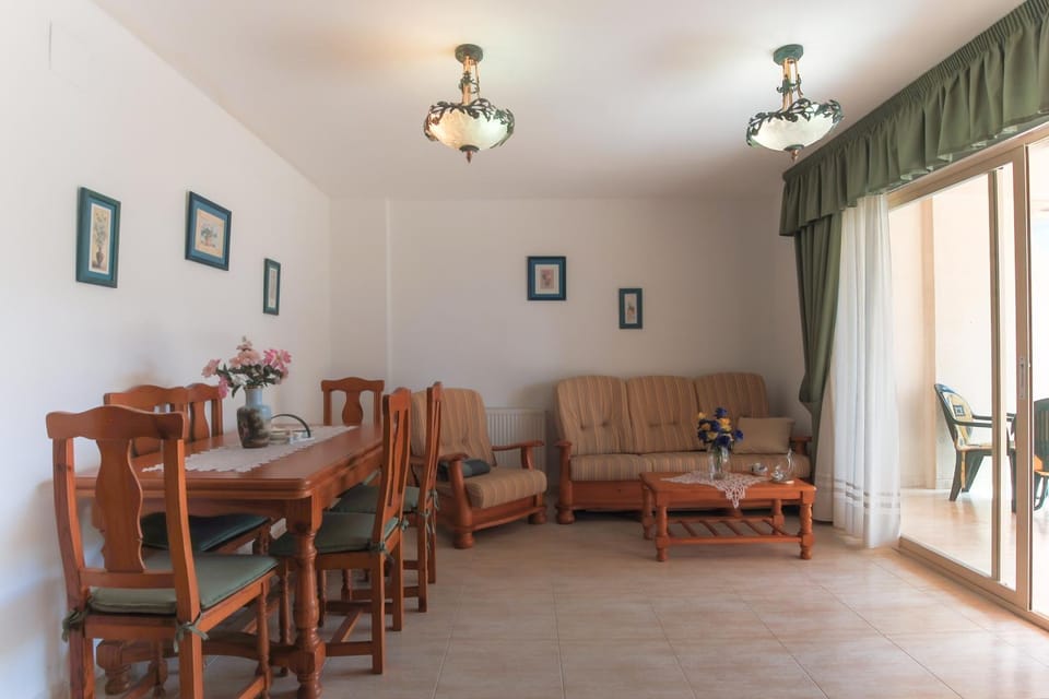 Calpe Retreat Next to the beach Apartment in Calp