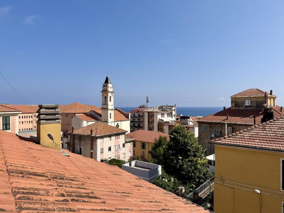 HOST4U IMperia MaAdel s Nest in the City Center Apartment in Imperia