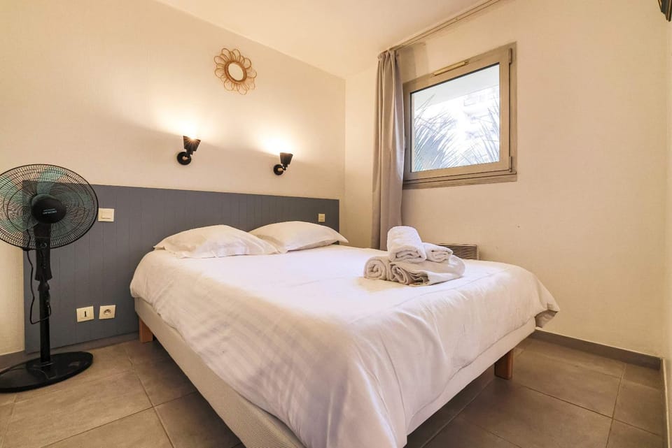 Bocca 161 - T2 pour 5 pers proche gare et plages Apartment in Cannes