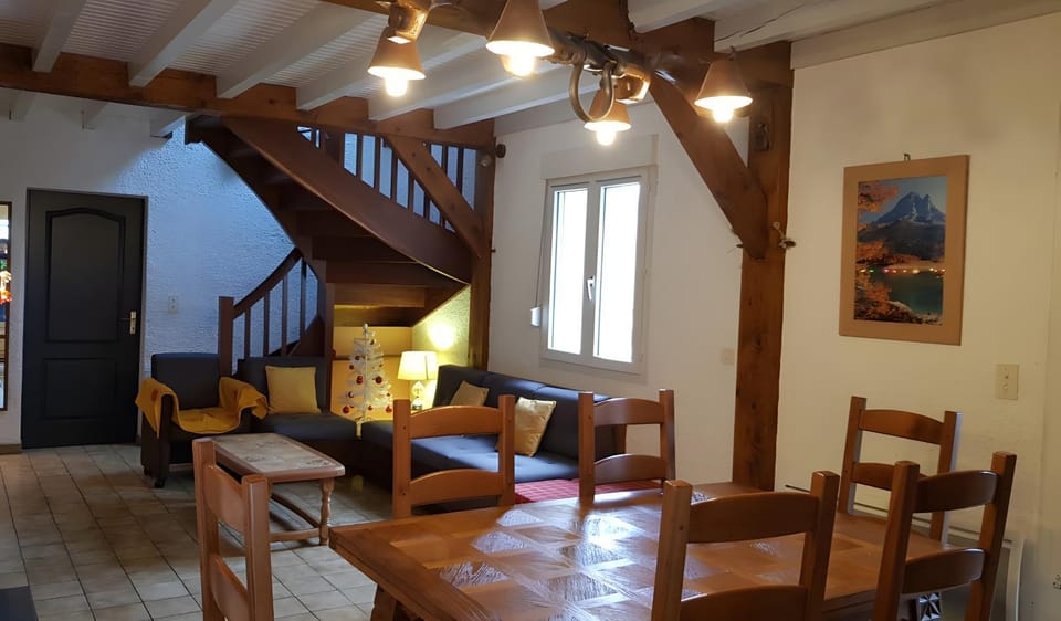 Property building, Living room