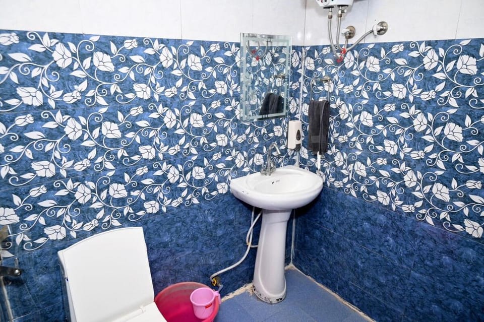 Emerald Woods Stay Forest view 2bhk near kasauli Apartment in Himachal Pradesh
