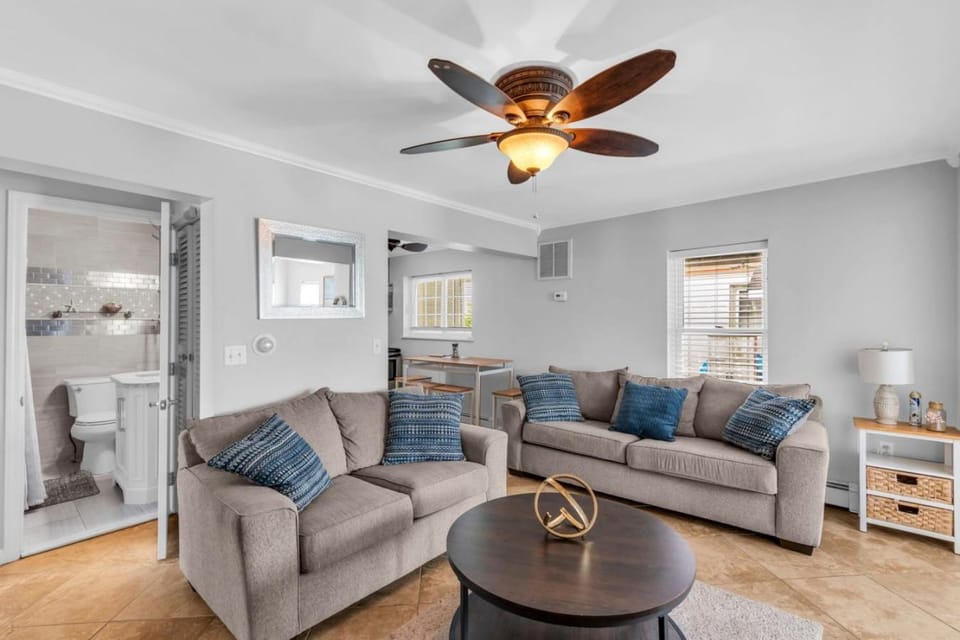 Spacious 3BR Seaside Park Getaway Near the Beach House in Seaside Park