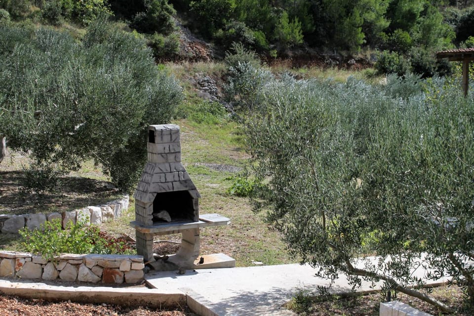 Location, children, Family