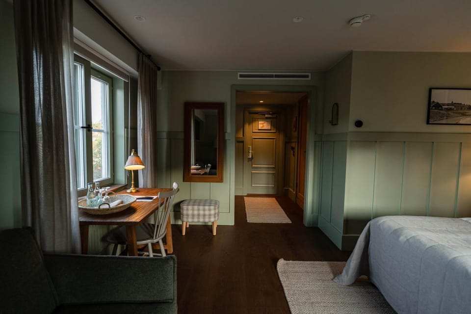 Photo of the whole room